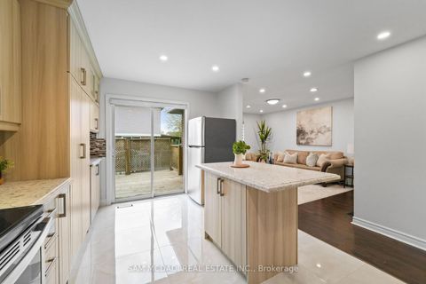 Photo 9 at 19 Shalom Crescent, Clairville, Toronto