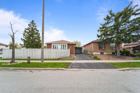 Photo 49 at 19 Shalom Crescent, Clairville, Toronto