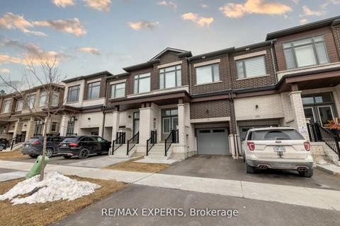 Photo 2 at 90 Singhampton Road, Kleinburg, Vaughan