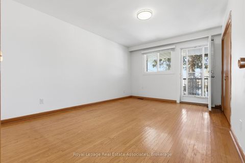 Photo 15 at 117 Harding Avenue, Amesbury, Toronto