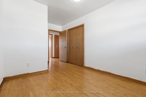 Photo 22 at 117 Harding Avenue, Amesbury, Toronto