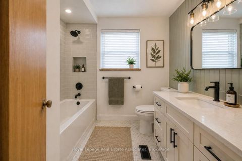 Photo 26 at 117 Harding Avenue, Amesbury, Toronto