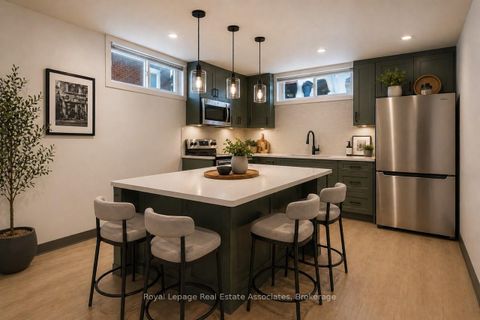 Photo 32 at 117 Harding Avenue, Amesbury, Toronto