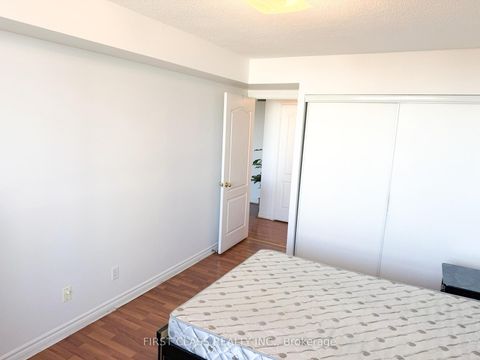 Photo 12 at 807 - 115 Omni Drive, Bendale, Toronto