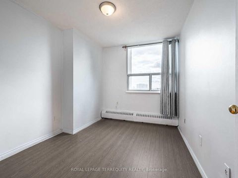 Photo 7 at 715 - 451 The West Mall, Etobicoke West Mall, Toronto