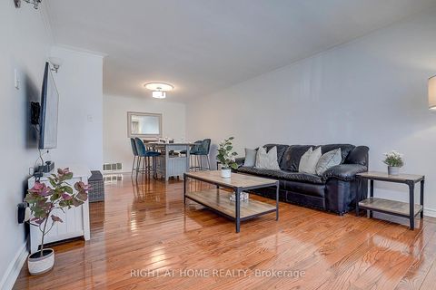 Photo 7 at 42 Franel Crescent, Humber Summit, Toronto