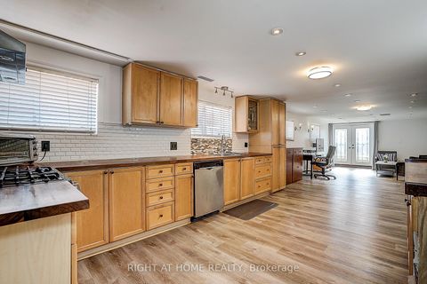 Photo 32 at 42 Franel Crescent, Humber Summit, Toronto