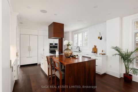 Photo 9 at 4 Reigate Road, Humber Valley, Toronto