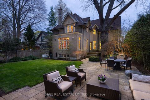 Photo 18 at 4 Reigate Road, Humber Valley, Toronto