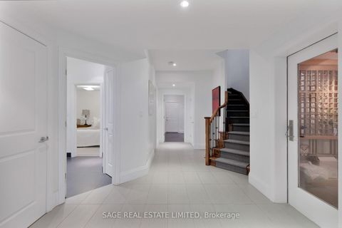 Photo 45 at 4 Reigate Road, Humber Valley, Toronto