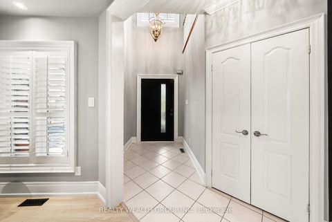 Photo 5 at 185 Regency View Heights, Rural Vaughan, Vaughan