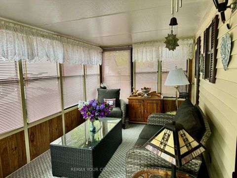 Photo 4 at 42 - 285 Crydermans Side Road, Baldwin, Georgina