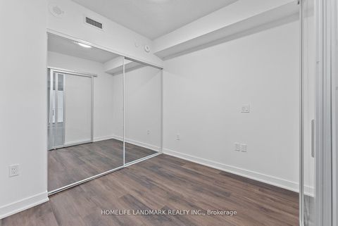 Photo 10 at 1129 - 230 Simcoe Street, Chinatown, Toronto