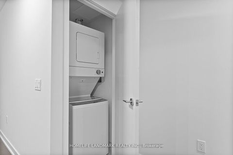 Photo 13 at 1129 - 230 Simcoe Street, Chinatown, Toronto