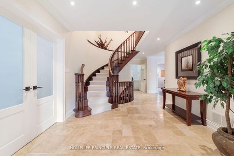 Photo 2 at 510 Westridge Drive, Kleinburg, Vaughan