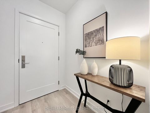 Photo 1 at 610 - 3 Gloucester Street, Yonge Corridor, Toronto