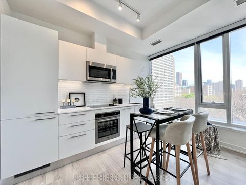 Photo 3 at 610 - 3 Gloucester Street, Yonge Corridor, Toronto