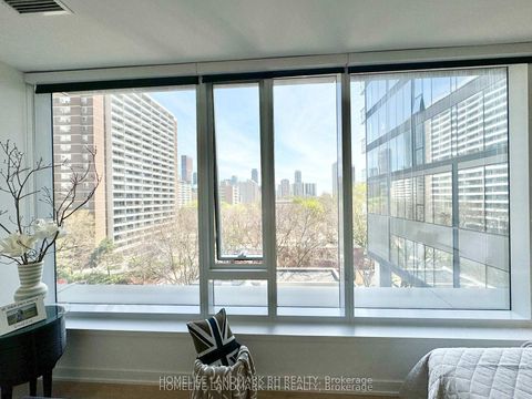 Photo 13 at 610 - 3 Gloucester Street, Yonge Corridor, Toronto