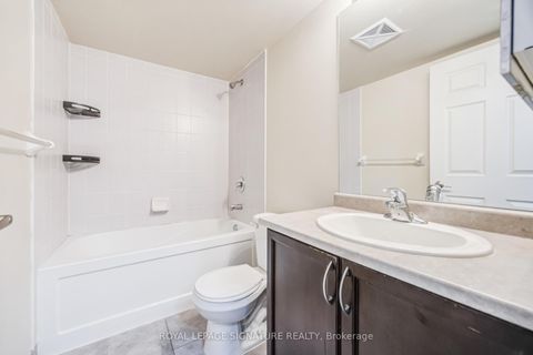 Photo 10 at 2103 - 19 Grand Trunk Crescent, Waterfront Communities C1, Toronto