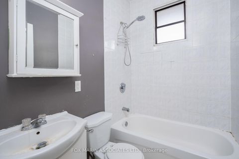 Photo 10 at 359 Crawford Street, Bellwoods, Toronto