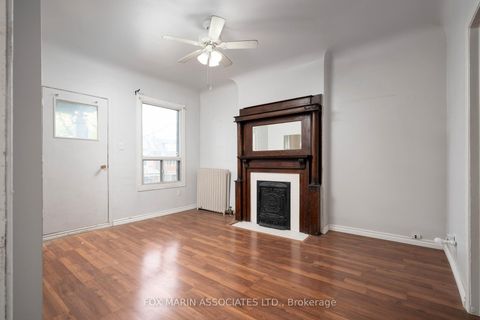 Photo 11 at 359 Crawford Street, Bellwoods, Toronto