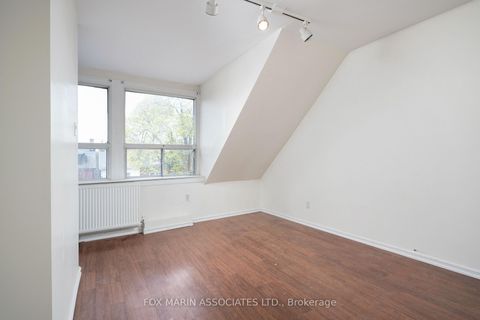 Photo 17 at 359 Crawford Street, Bellwoods, Toronto