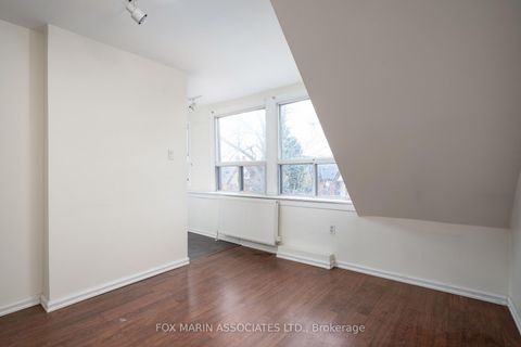 Photo 18 at 359 Crawford Street, Bellwoods, Toronto