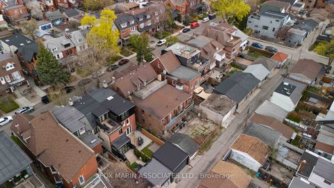 Photo 47 at 359 Crawford Street, Bellwoods, Toronto