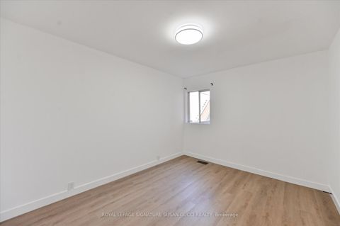 Photo 12 at 493 Ossington Avenue, Little Italy, Toronto