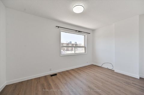 Photo 17 at 493 Ossington Avenue, Little Italy, Toronto