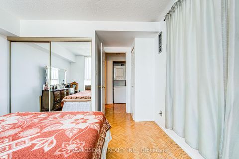 Photo 12 at 756 - 24 Southport Street, Swansea, Toronto