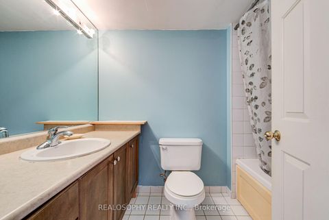 Photo 14 at 756 - 24 Southport Street, Swansea, Toronto