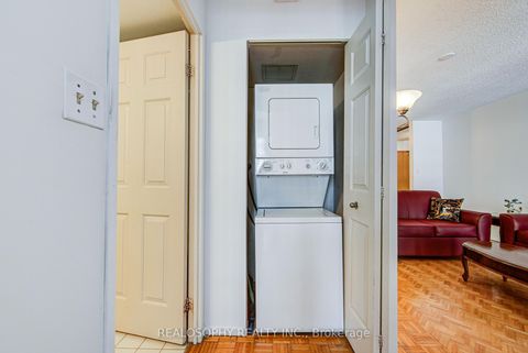 Photo 15 at 756 - 24 Southport Street, Swansea, Toronto
