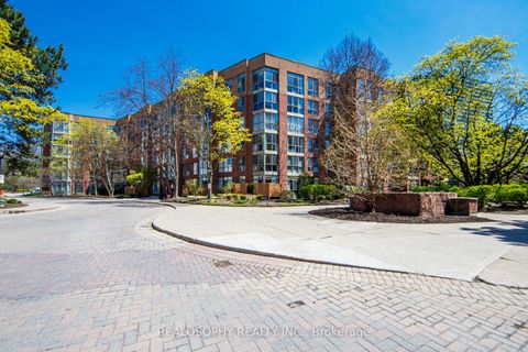 Photo 32 at 756 - 24 Southport Street, Swansea, Toronto
