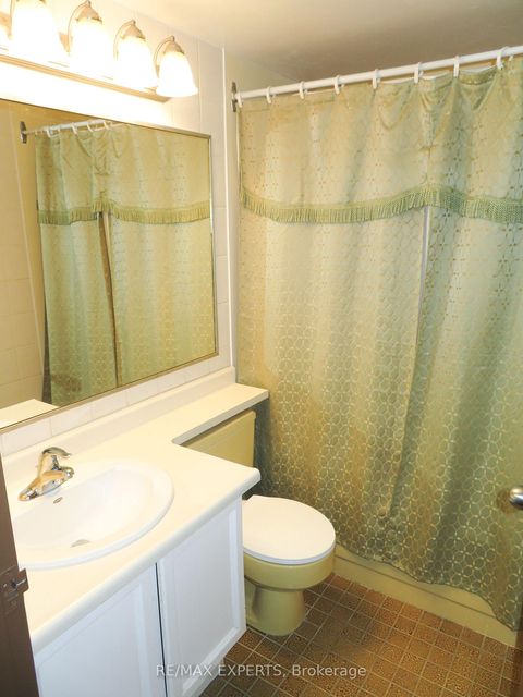 Photo 14 at 2233 - 33 Harbour Square, Waterfront Communities C1, Toronto