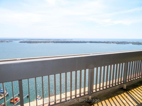 Photo 21 at 2233 - 33 Harbour Square, Waterfront Communities C1, Toronto