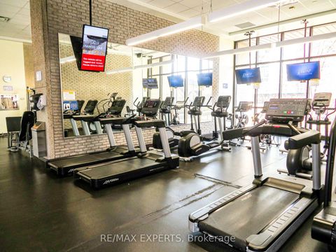 Photo 23 at 2233 - 33 Harbour Square, Waterfront Communities C1, Toronto