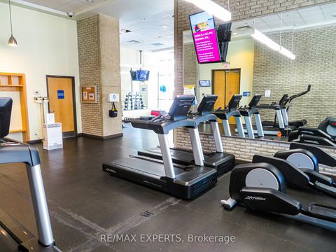 Photo 24 at 2233 - 33 Harbour Square, Waterfront Communities C1, Toronto