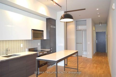 Photo 11 at 414 - 8 Dovercourt Road, Little Portugal, Toronto