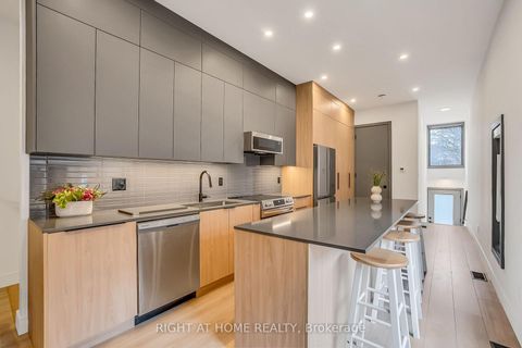 Photo 5 at 1169 Davenport Road, Wychwood, Toronto