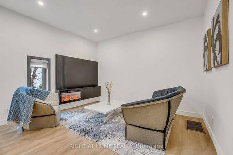 Photo 6 at 1169 Davenport Road, Wychwood, Toronto