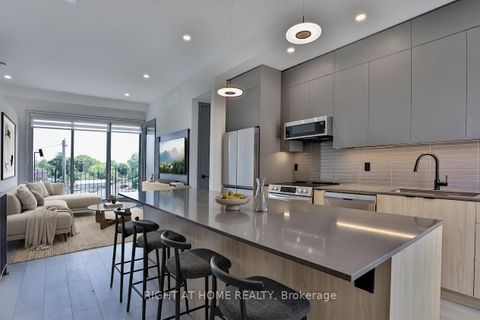 Photo 29 at 1169 Davenport Road, Wychwood, Toronto