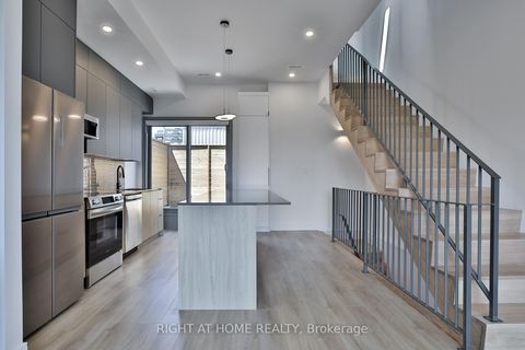 Photo 31 at 1169 Davenport Road, Wychwood, Toronto