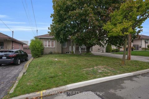 Photo 8 at 26 Grovedale Avenue, Maple Leaf, Toronto