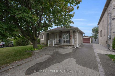 Photo 9 at 26 Grovedale Avenue, Maple Leaf, Toronto