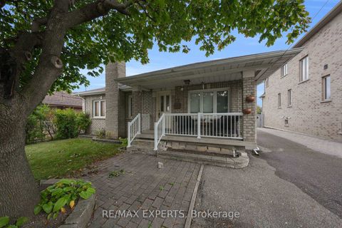 Photo 10 at 26 Grovedale Avenue, Maple Leaf, Toronto