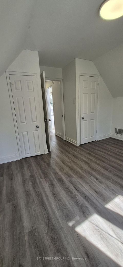 Photo 5 at 6 Ferndale Avenue, Moore Park, Toronto