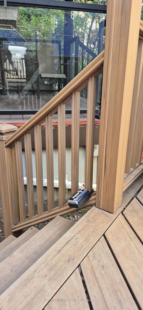 Photo 25 at 6 Ferndale Avenue, Moore Park, Toronto