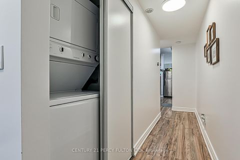 Photo 39 at 7 - 68 Winston Park Boulevard, CFB, Toronto
