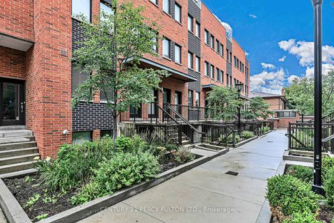 Photo 41 at 7 - 68 Winston Park Boulevard, CFB, Toronto